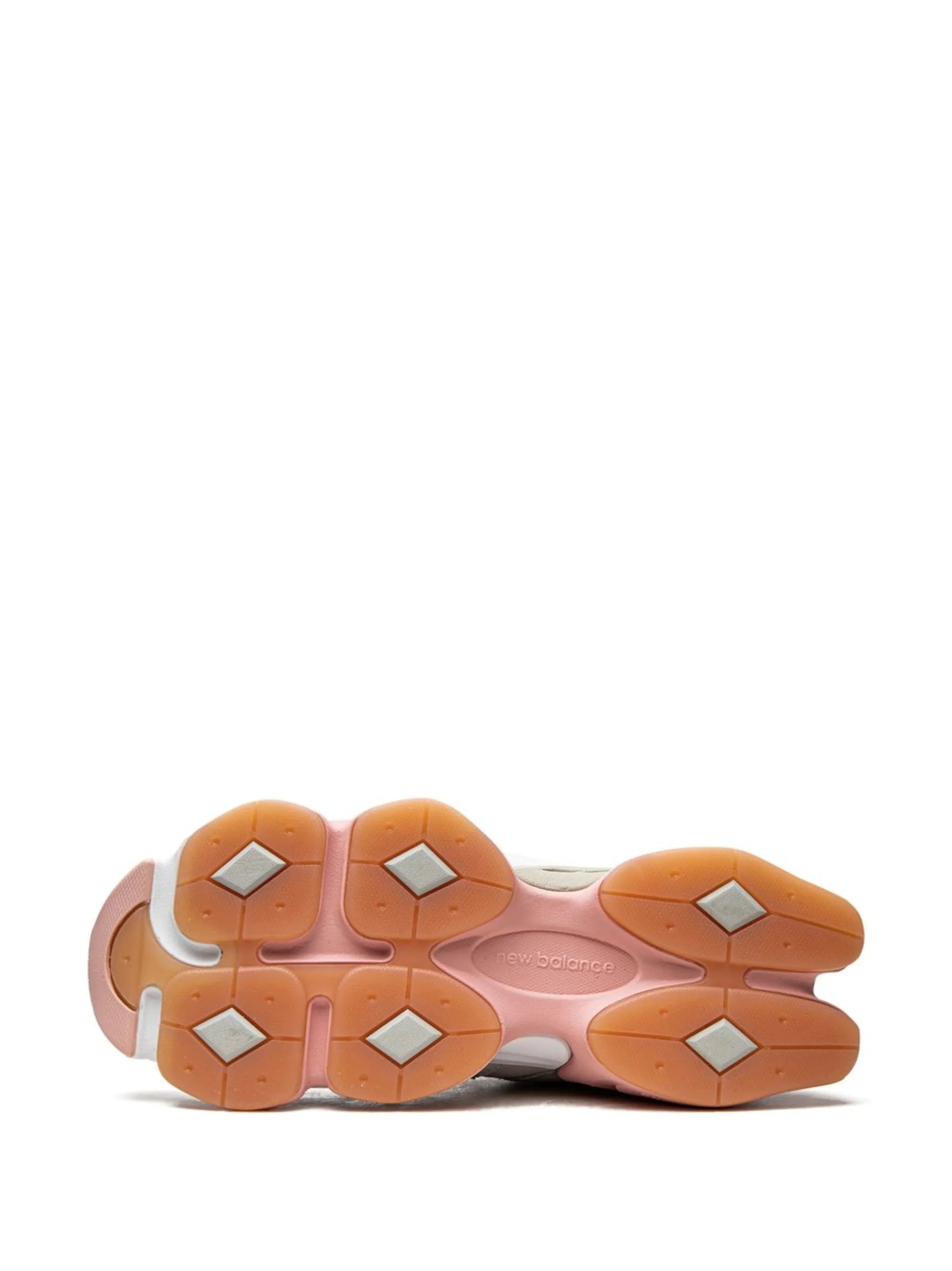 9060 Sneakers
