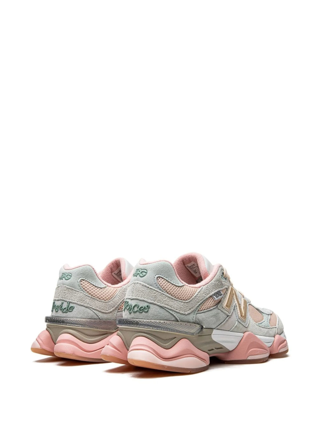 9060 Sneakers
