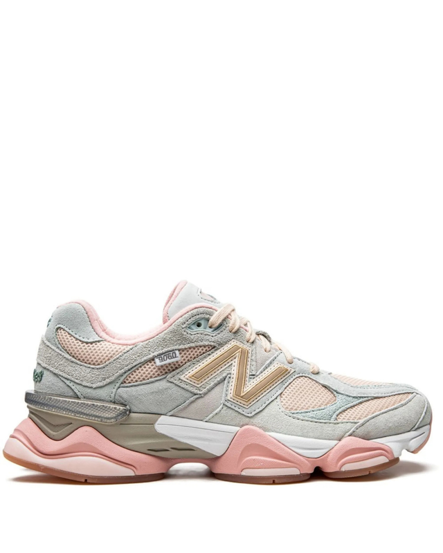 9060 Sneakers