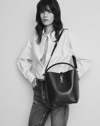 Shiny Leather Bucket Bag  – Burgundy