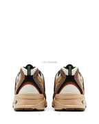 530 Sneakers