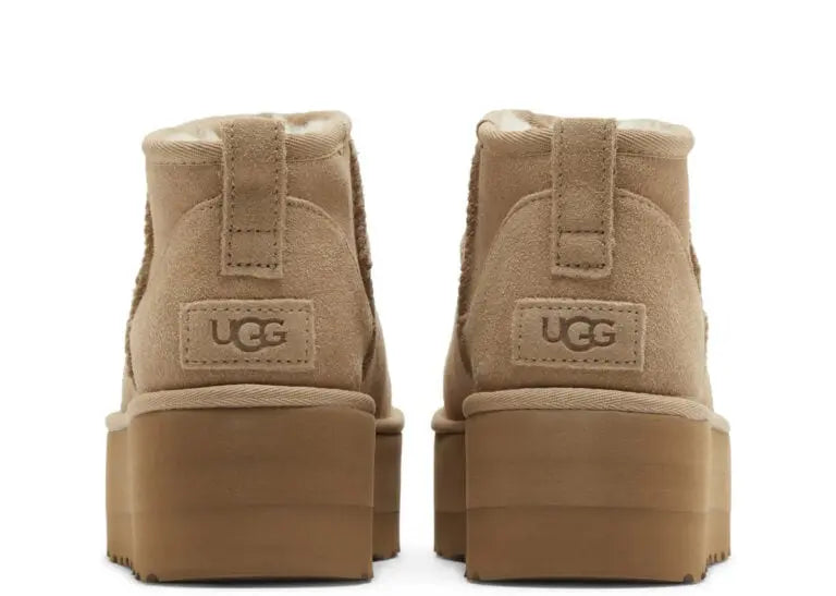Classic Ultra Mini Platform Boot