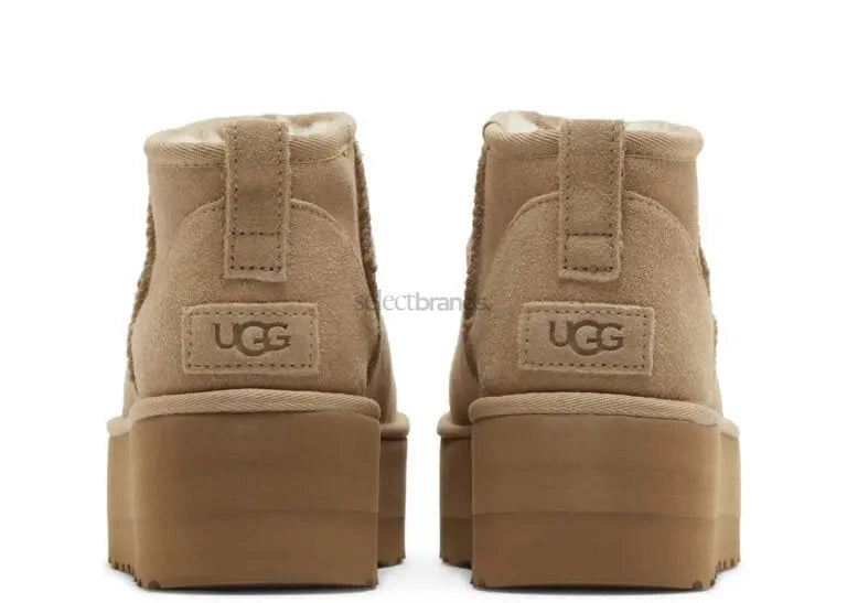 Classic Ultra Mini Platform Boot